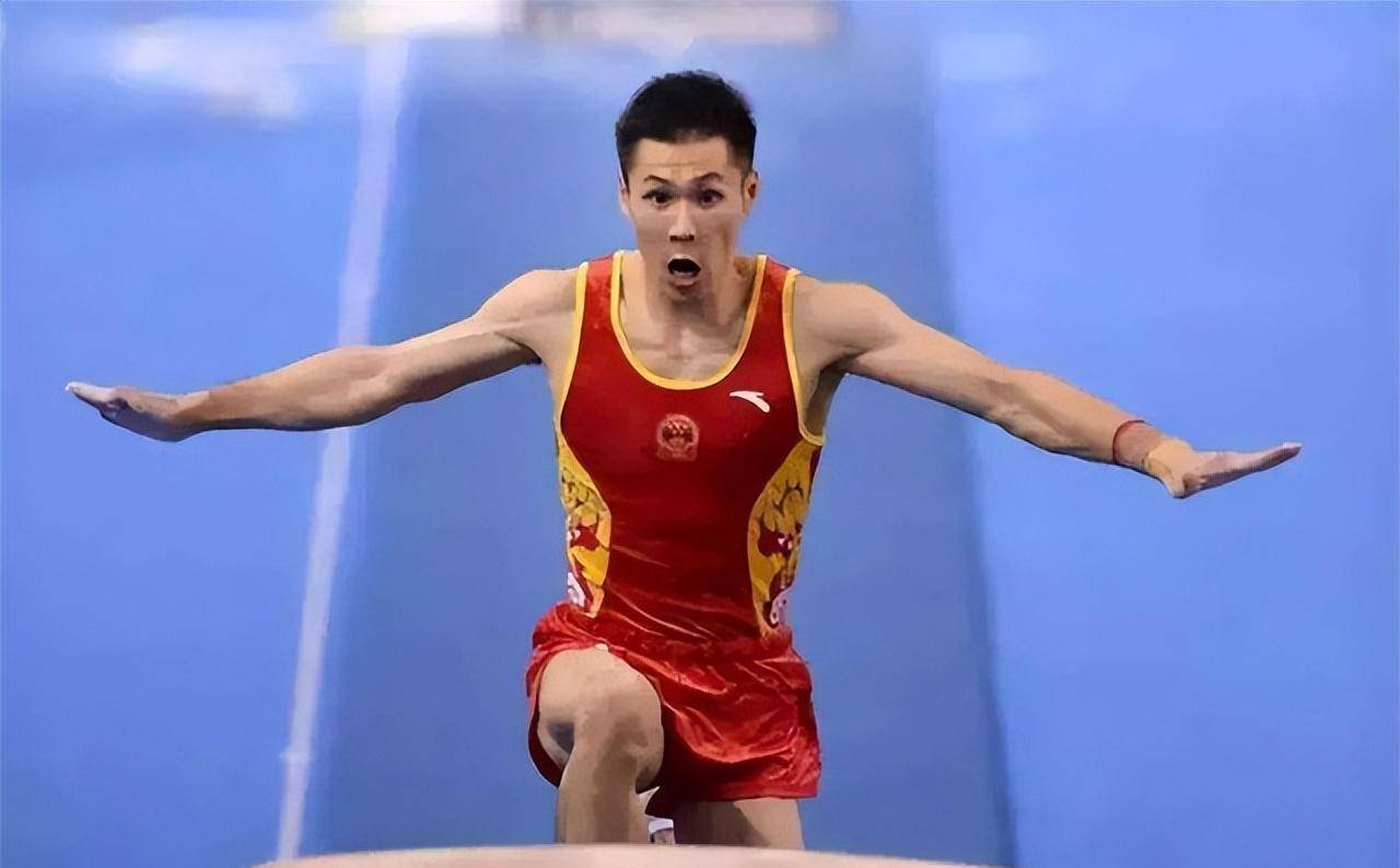 体操选手状态火爆，技压群雄勇夺冠军的简单介绍